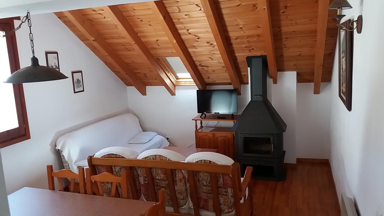 Apartaments Morello Esterri D'Aneu Ngoại thất bức ảnh